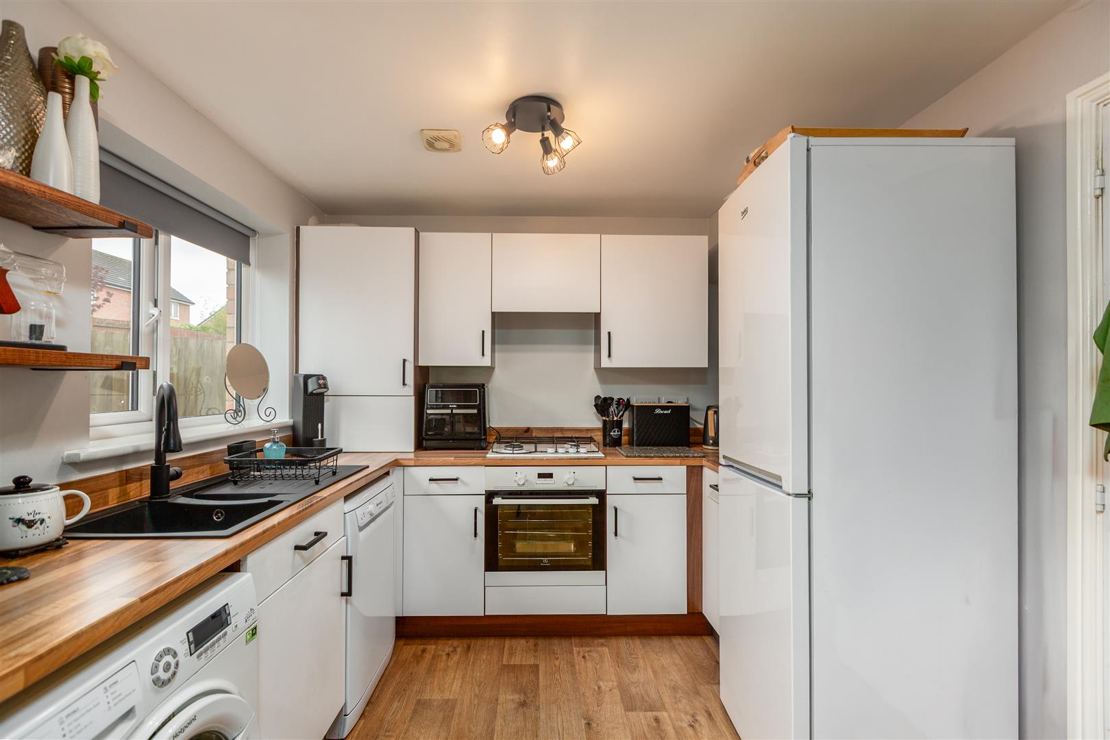 Heol Waungron, Carway, Kidwelly, SA17 4HY